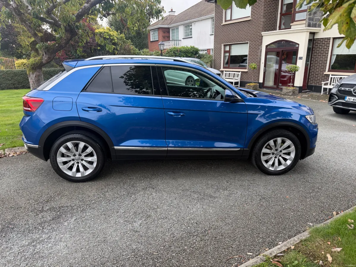 2018 Volkswagen T-Roc 1.5tsi LOW KILOMETERS - Image 4