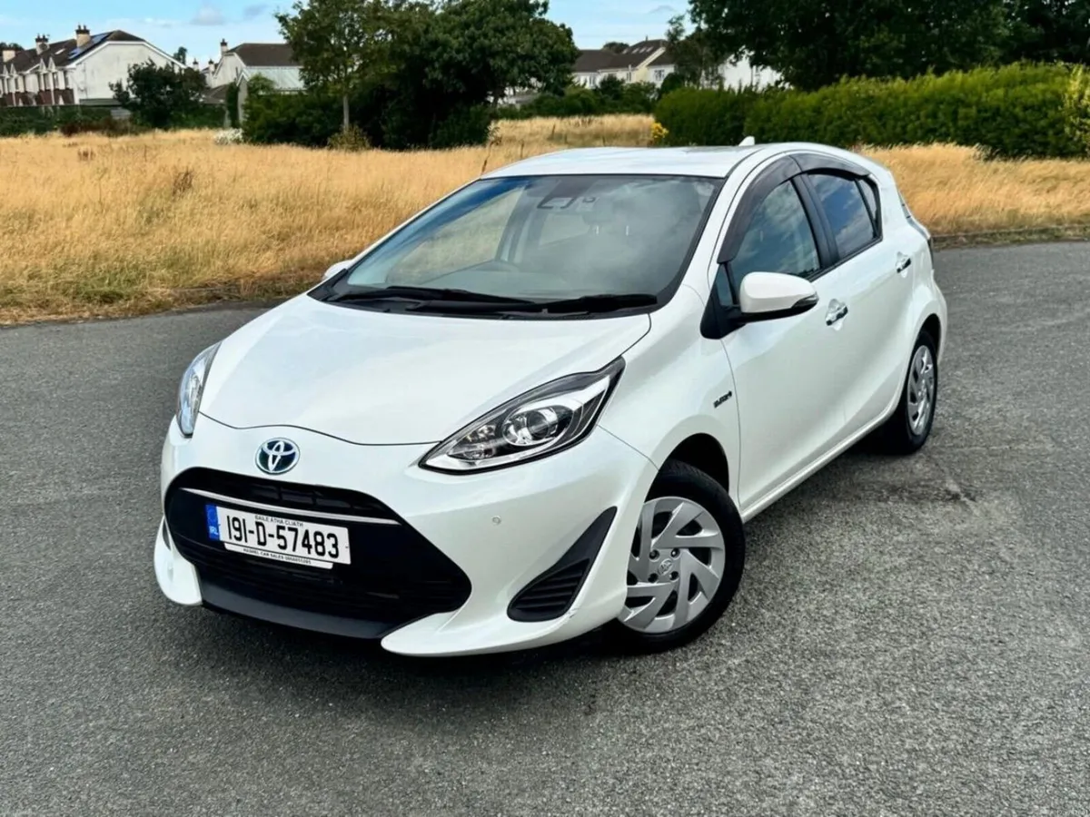 Toyota Aqua 2019 - Image 2