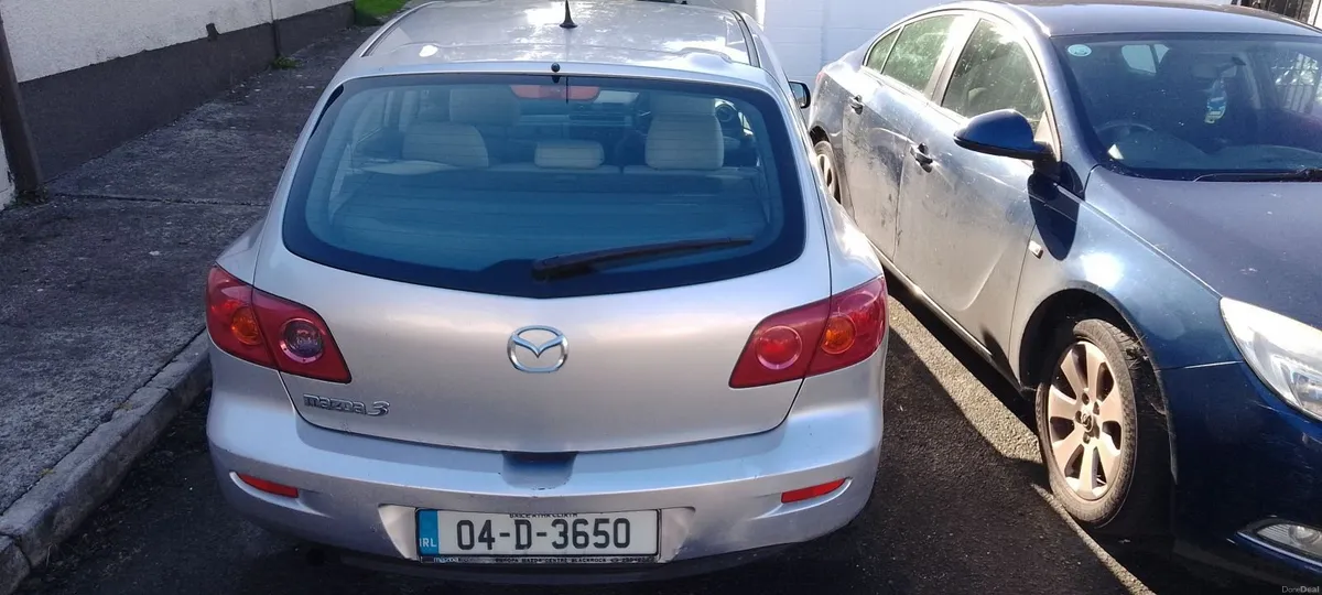 Mazda Mazda3 2004 - Image 2