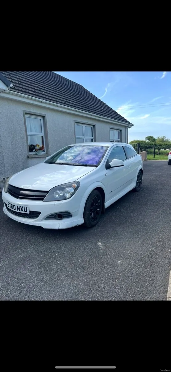 Vauxhall Astra 1.6 - Image 1