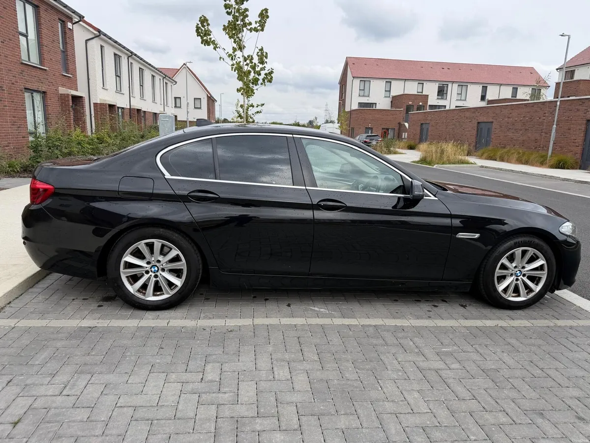 2013 BMW 5 Series for sale - Image 2