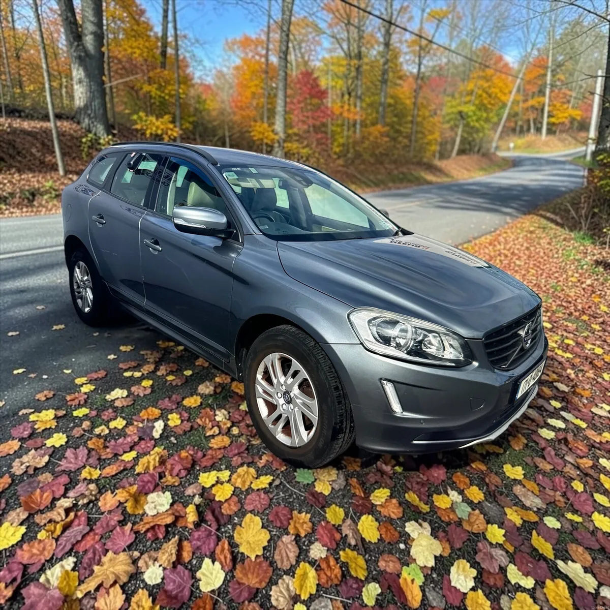 2017 Volvo XC60 D3 (150hp) FWD ES - Image 5