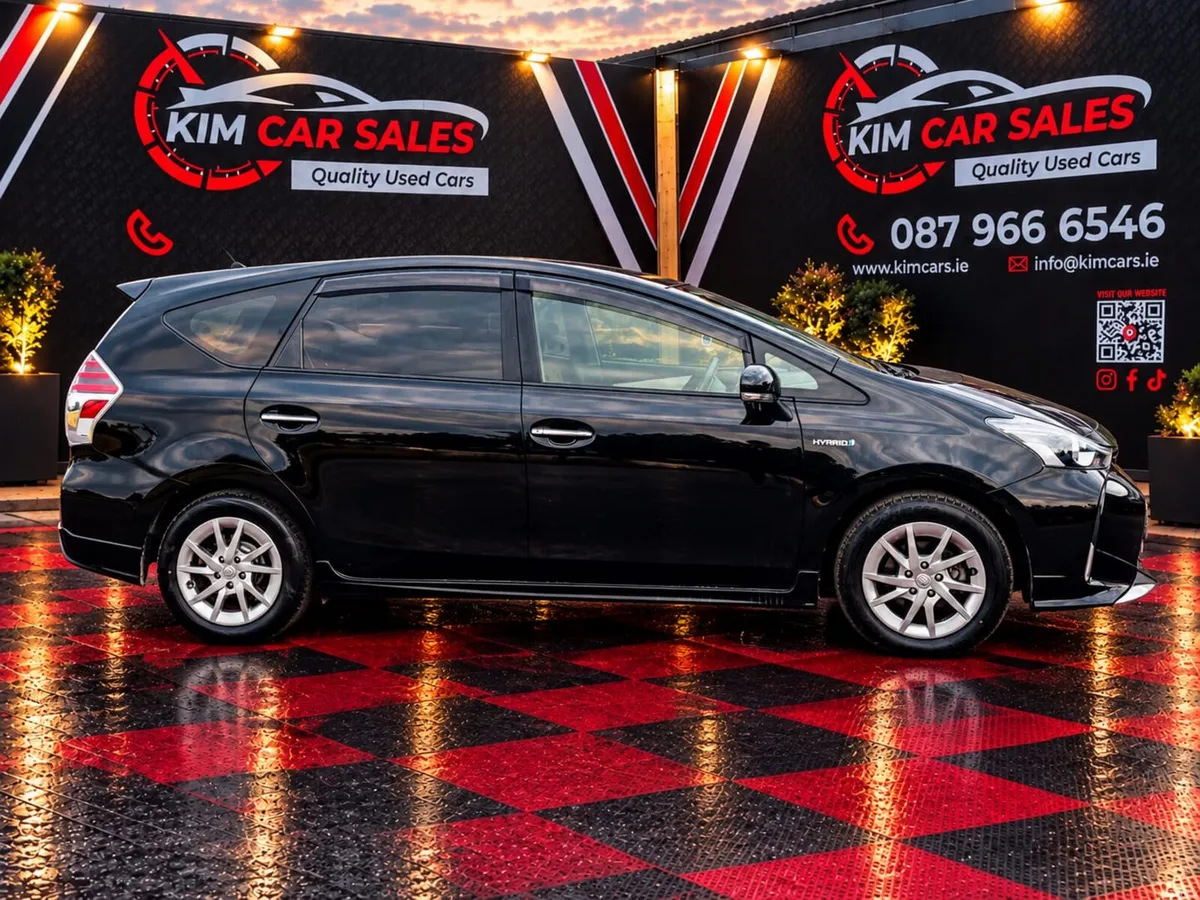 TOYOTA PRIUS ALPHA 7 SEATS EXCELLENT SPEC 70K KM - Image 3