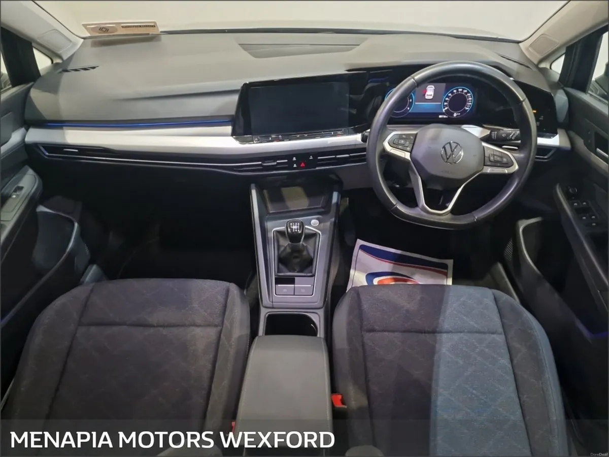 Volkswagen Golf 2.0 TDI 115HP Life - Image 2