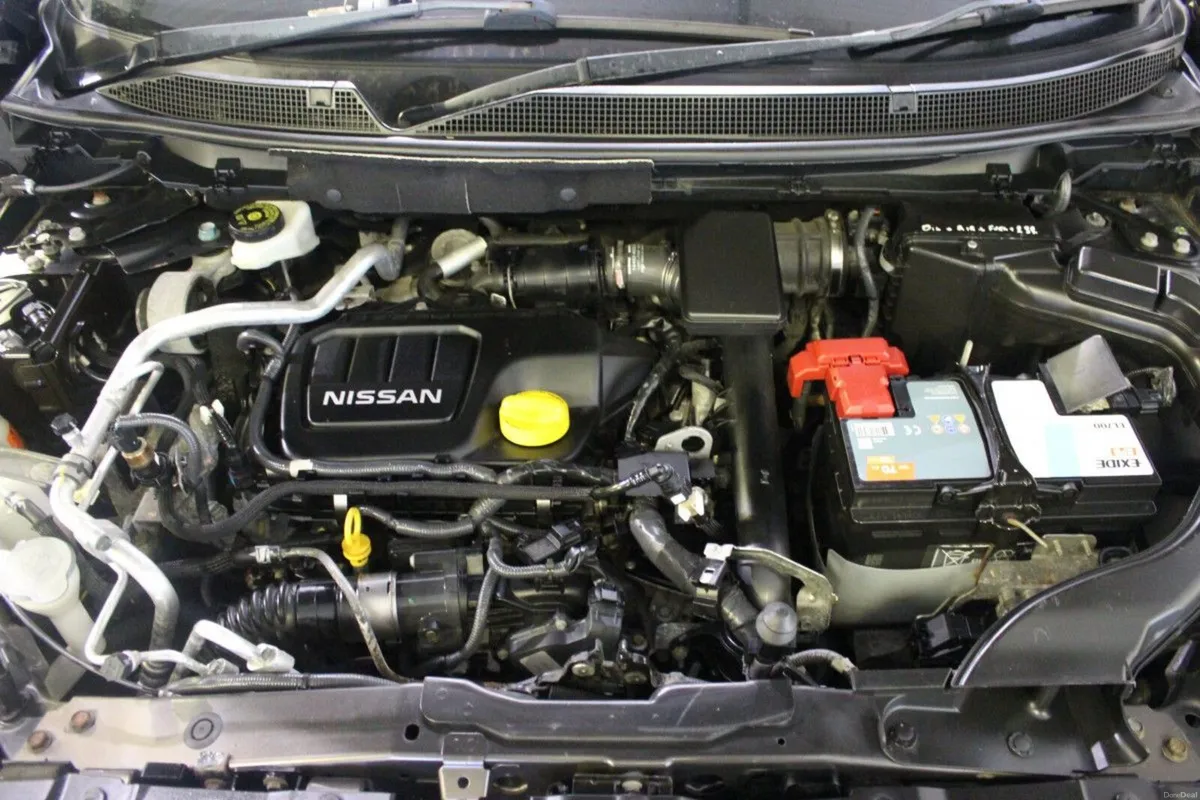 Nissan Qashqai 1.6 DSL SV 4X4 - TENDER 25 - Image 6