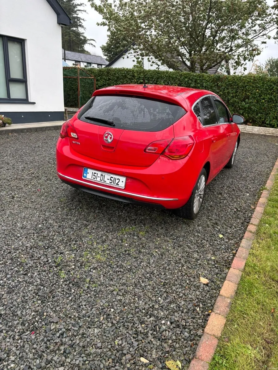 Vauxhall Astra 2015 - Image 2