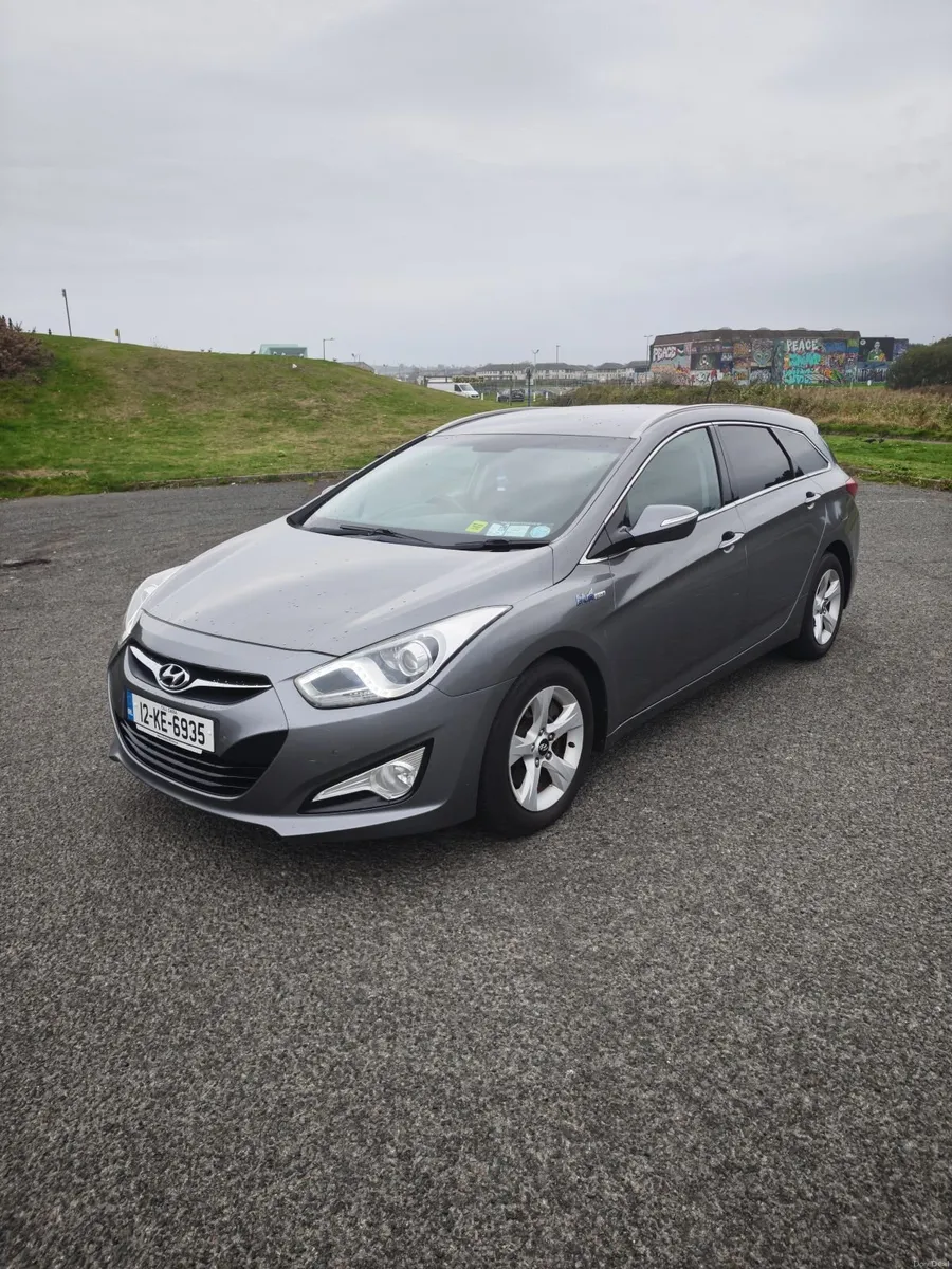 Hyundai i40 2012 **LOW MILAGE** - Image 5