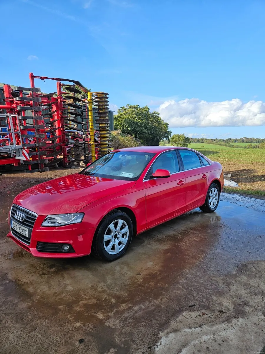 Audi A4 2009 - Image 2