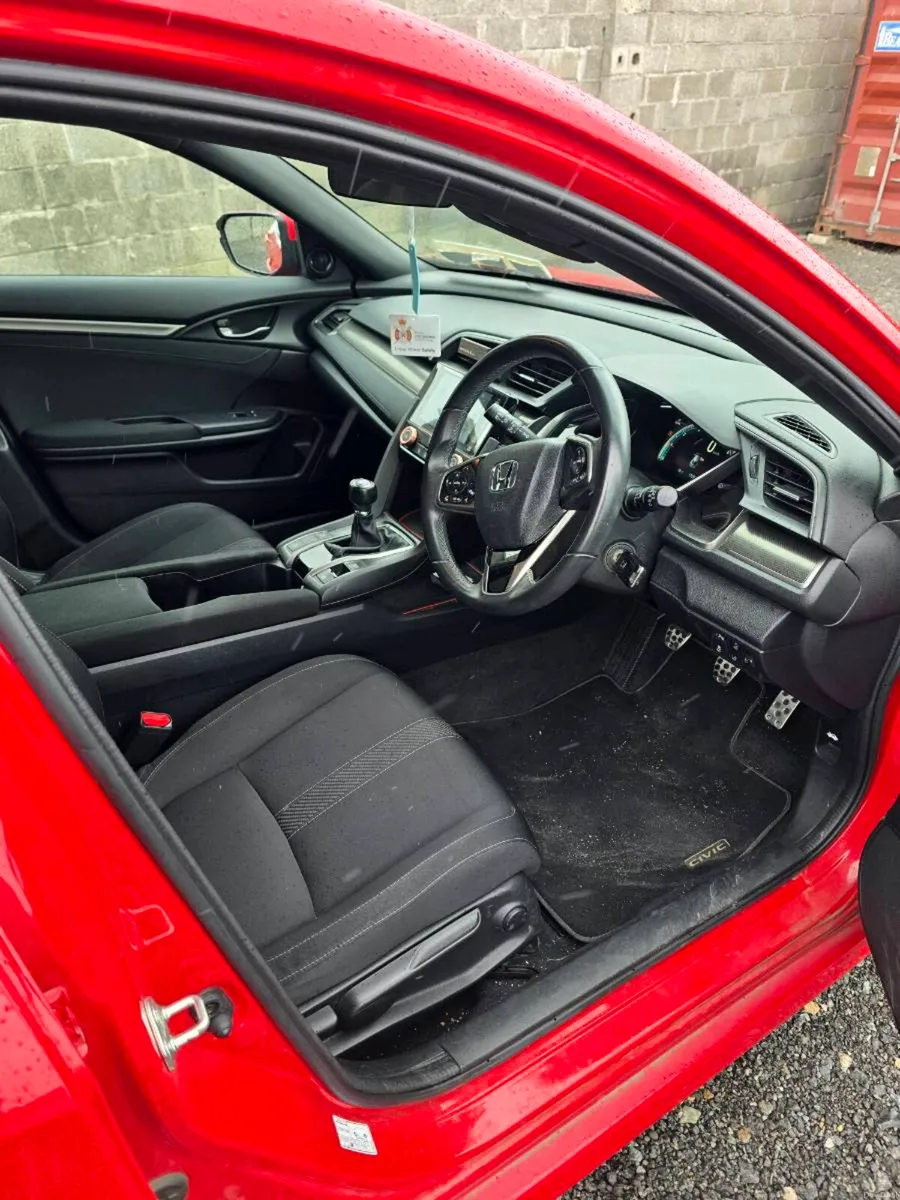 Honda Civic - Image 6