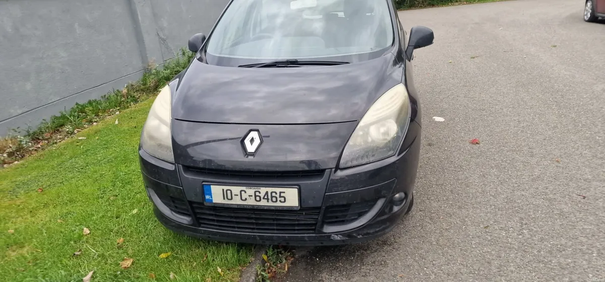 Renault Scenic 2010 - Image 1