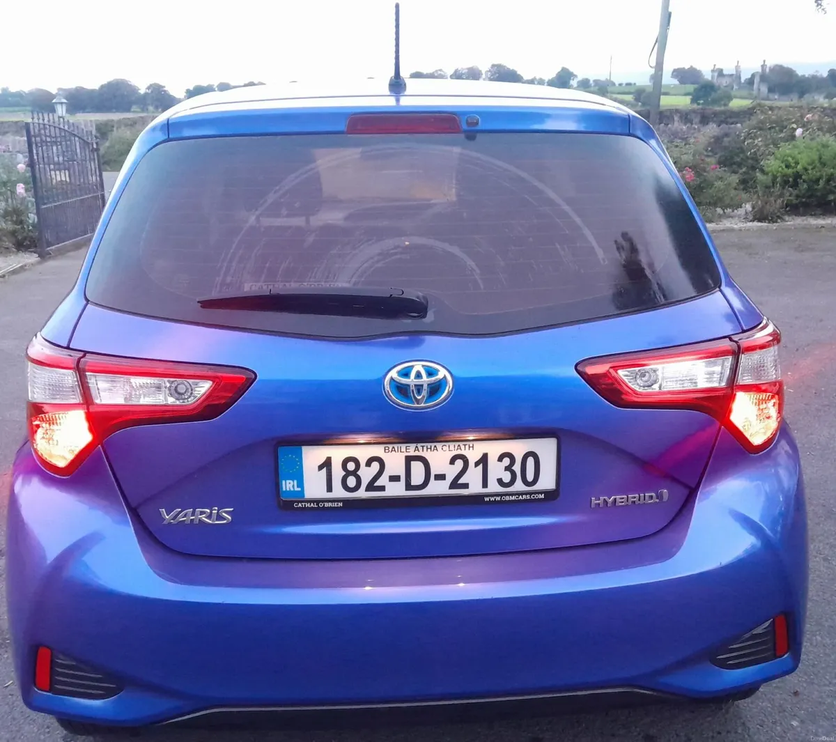Toyota Yaris 2018 - Image 3
