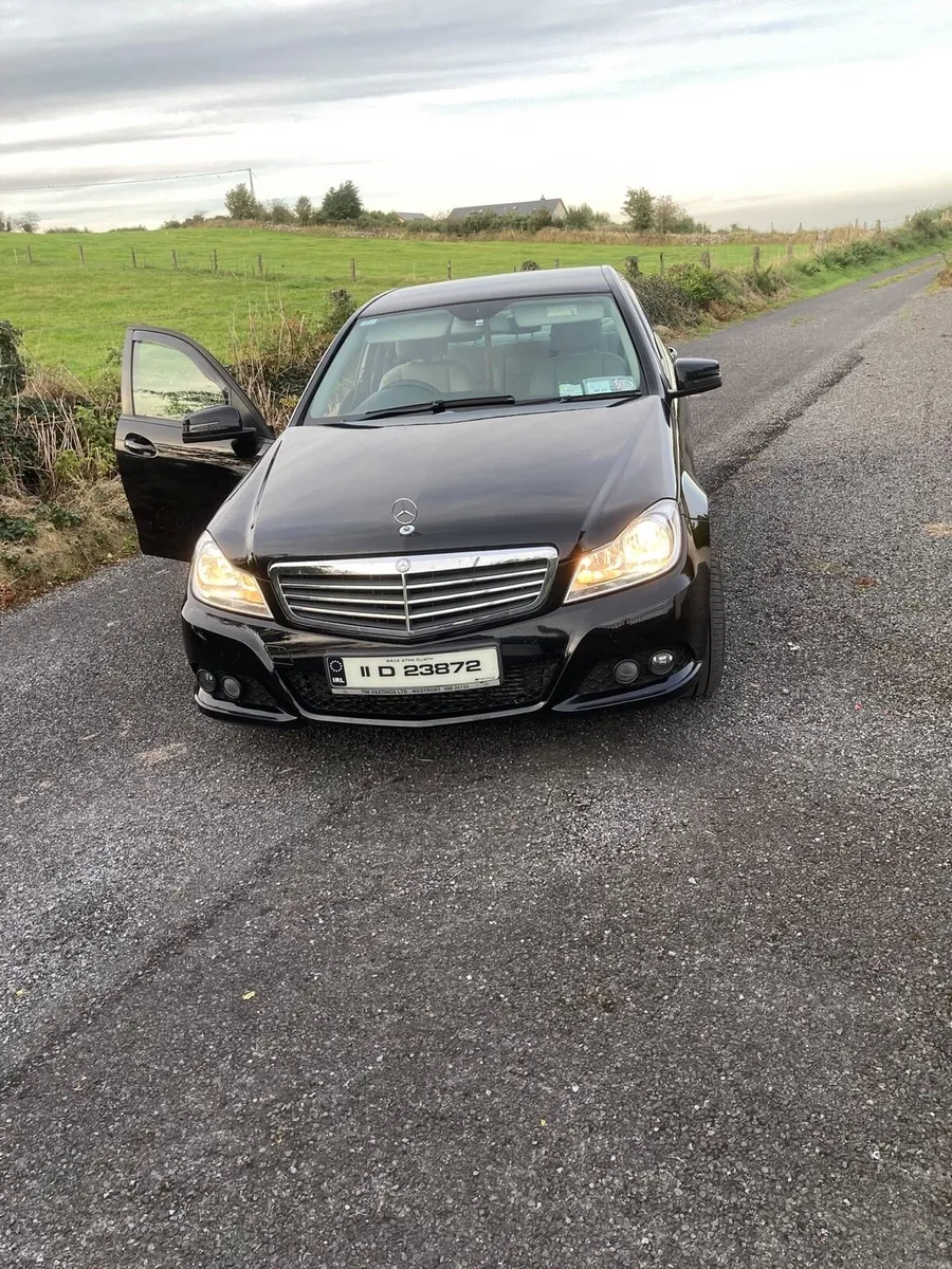 Mercedes C200 - Image 3