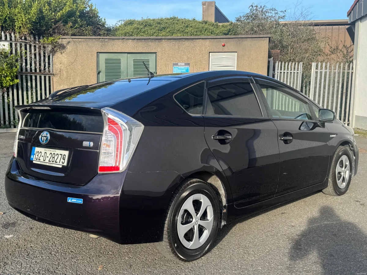 Toyota Prius 2013 Hybrid  Automatic - Image 6