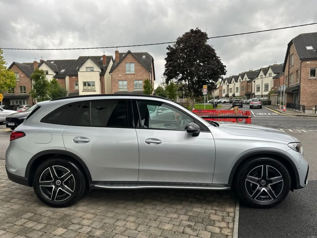 Mercedes-Benz GLC GLC 220d 4MATIC AMG Line--Night - Image 4
