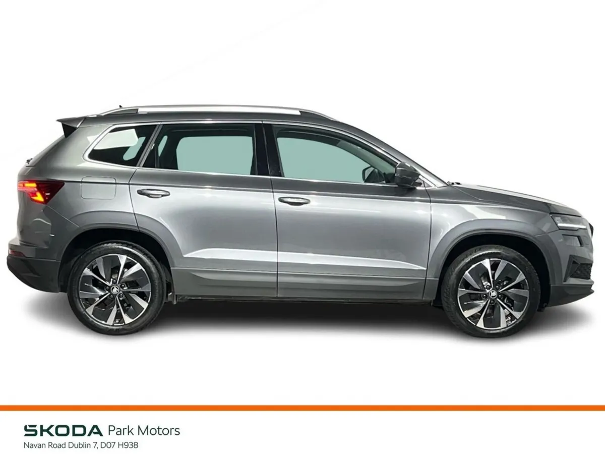 Skoda Karoq Selection+ 2.0TDI 115BHP - Reversing C - Image 6
