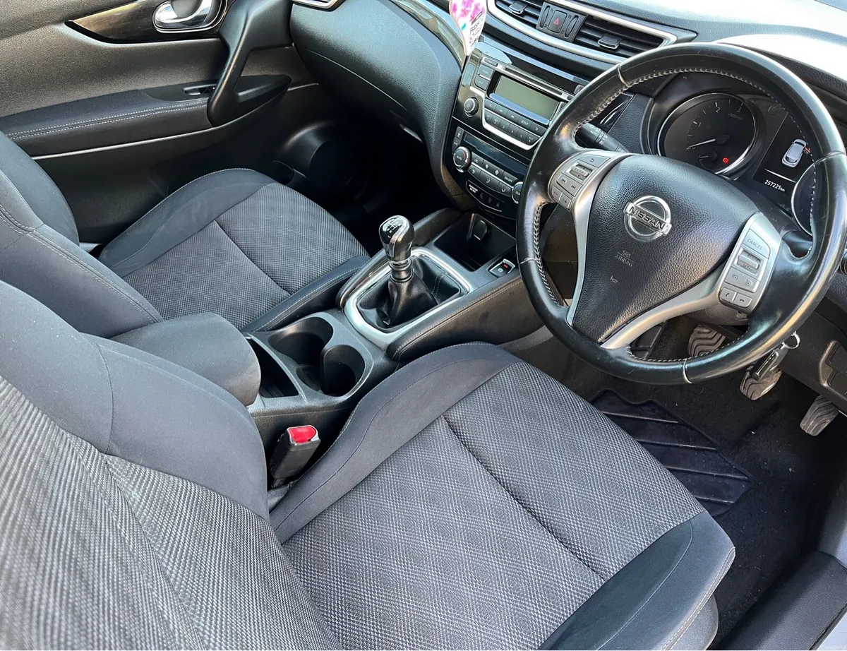 Nissan Qashqai 1.5 DCI NCT 03/27 - Image 4