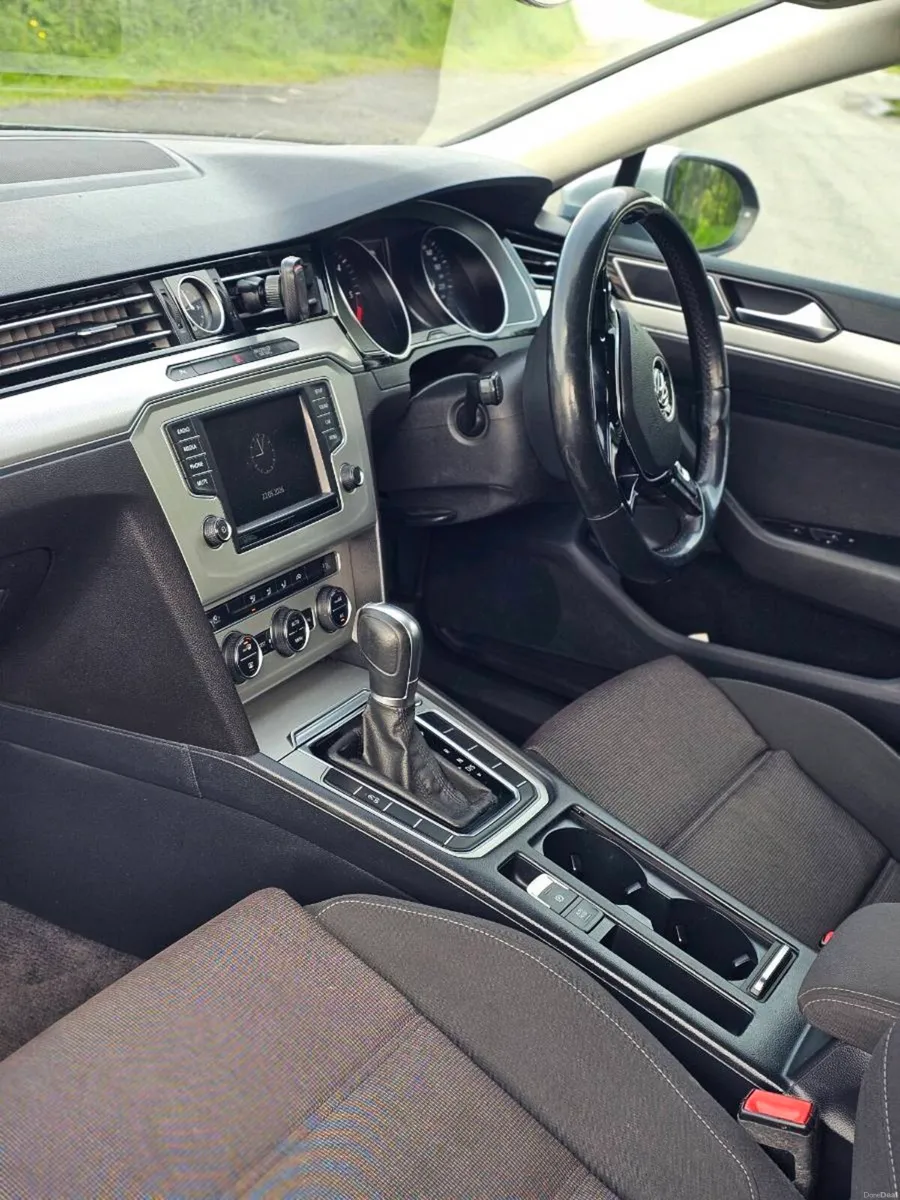 Vw Passat automatic  DSG - Image 5