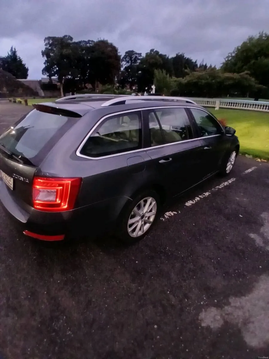 Skoda Octavia *Read ad carefully * - Image 5