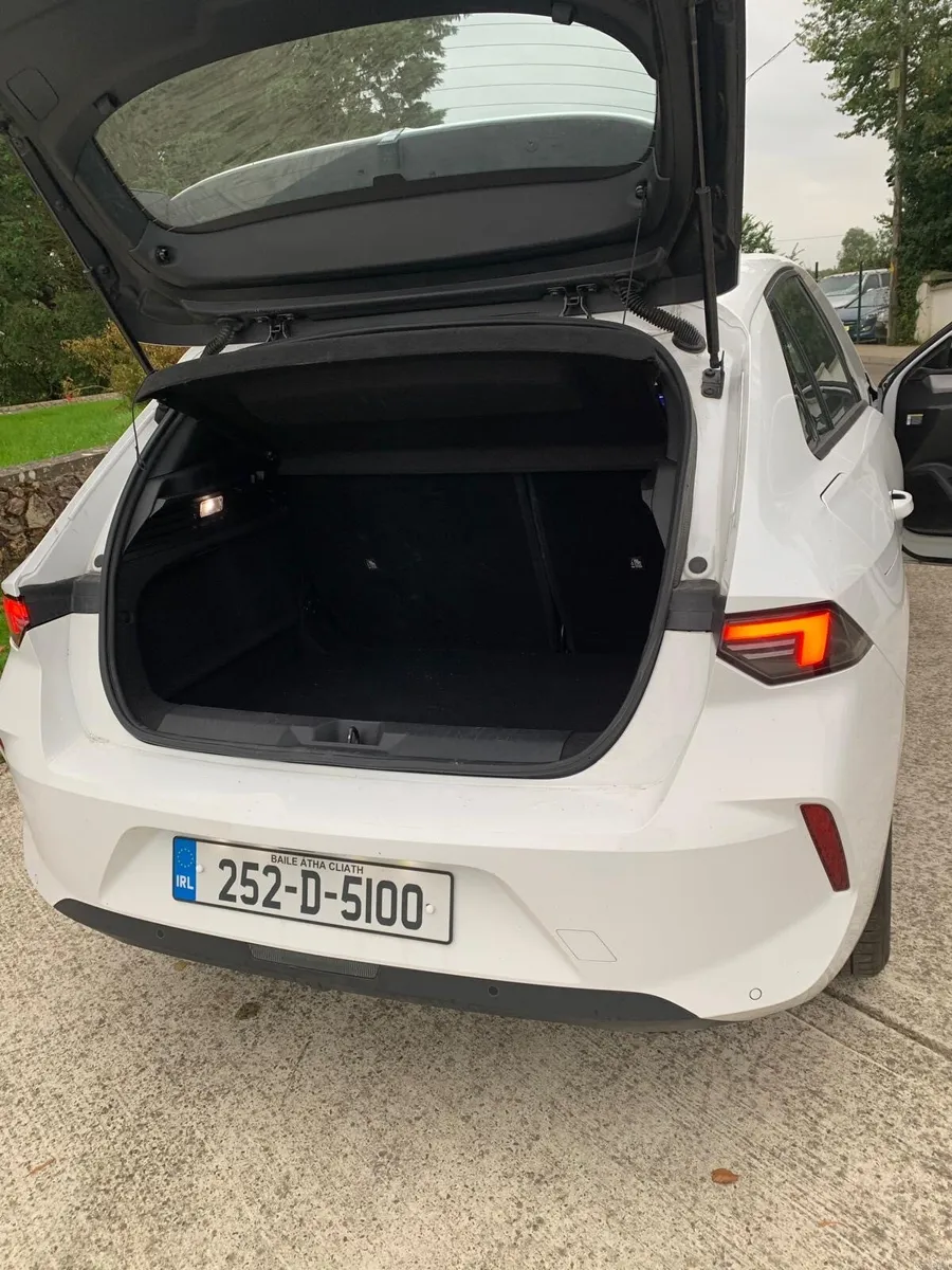 Opel Astra - Image 2