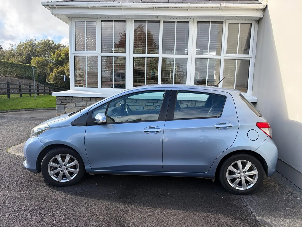 Toyota Yaris - Image 4