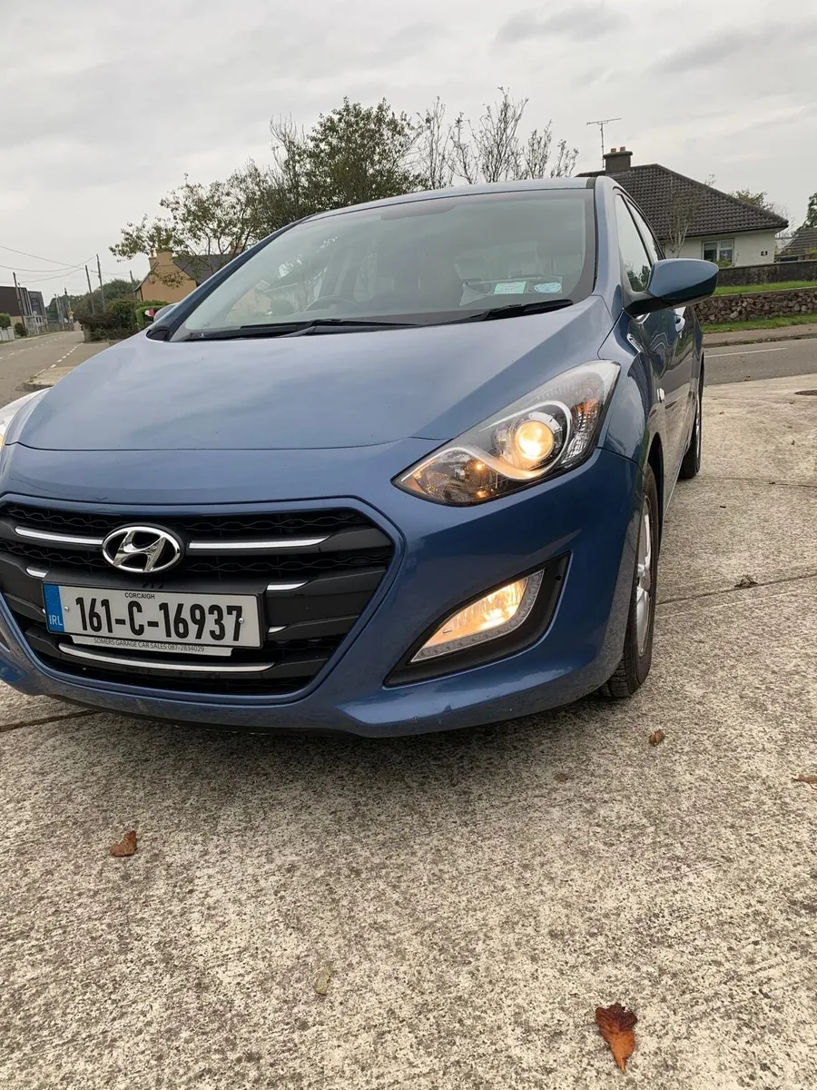 Hyundai i30 - Image 2