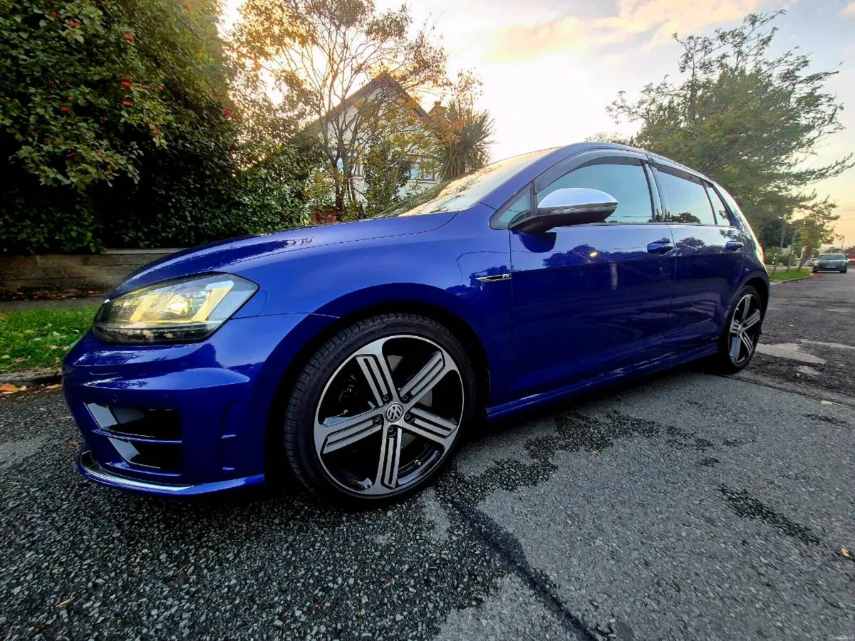 Volkswagen Golf R 2.0 TSI DSG 4MOTION - Image 1