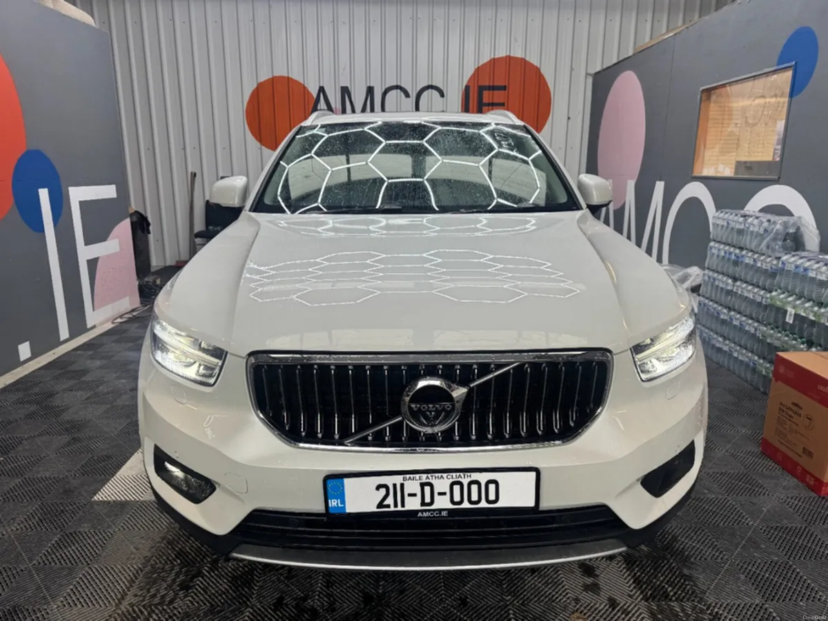 Volvo XC40 2021 VOLVO Xc40 RECHARGE PLUG-IN HYBRID - Image 2