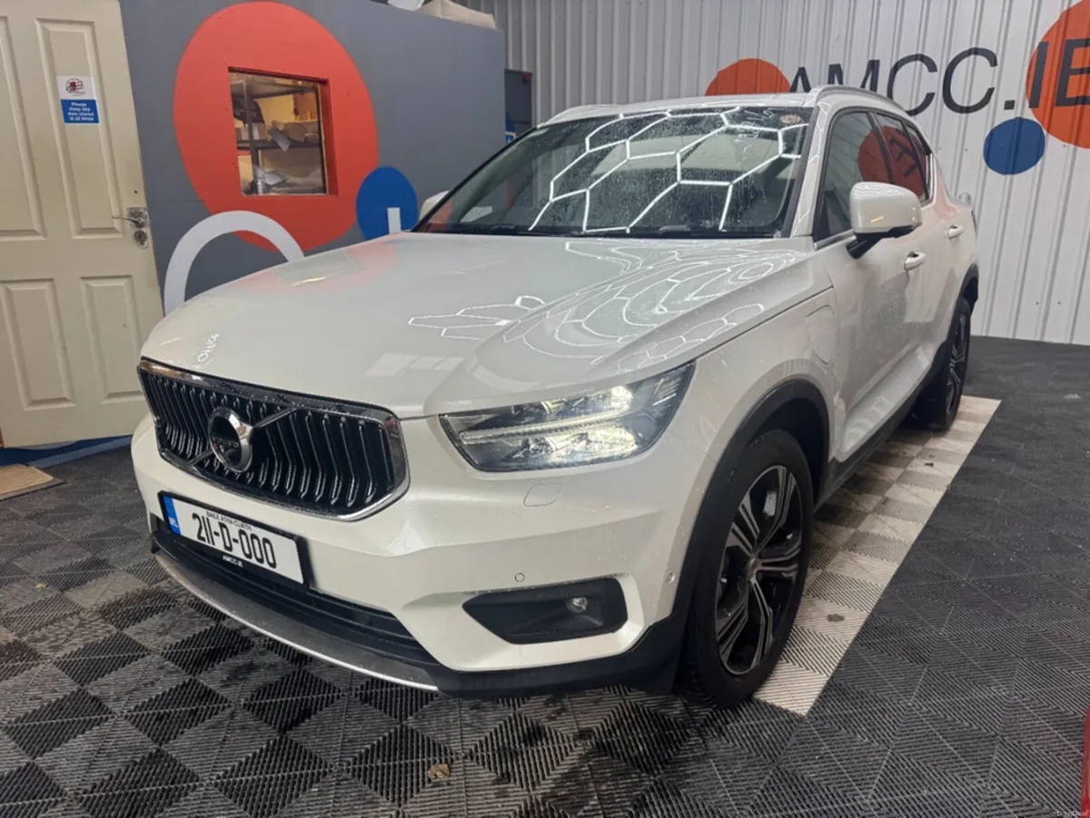 Volvo XC40 2021 VOLVO Xc40 RECHARGE PLUG-IN HYBRID - Image 6