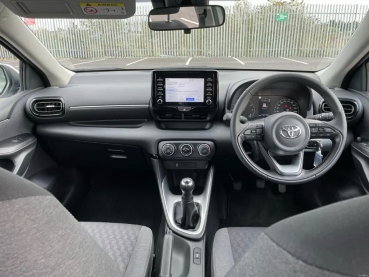 Toyota Yaris - Petrol - New Generation - Luna Edit - Image 6