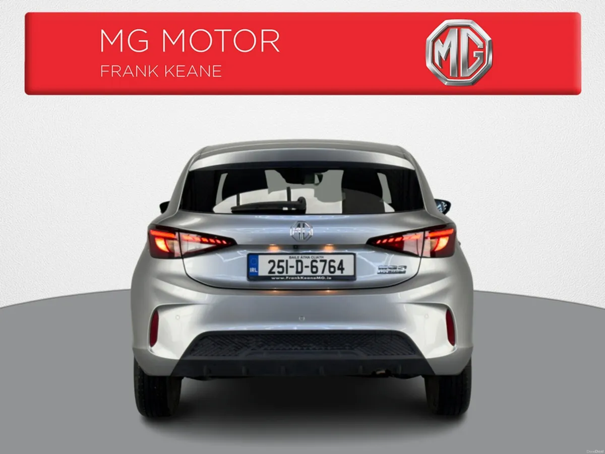 MG MG3 EXCLUSIVE **LEATHER INTERIOR**HEATED STEERI - Image 3