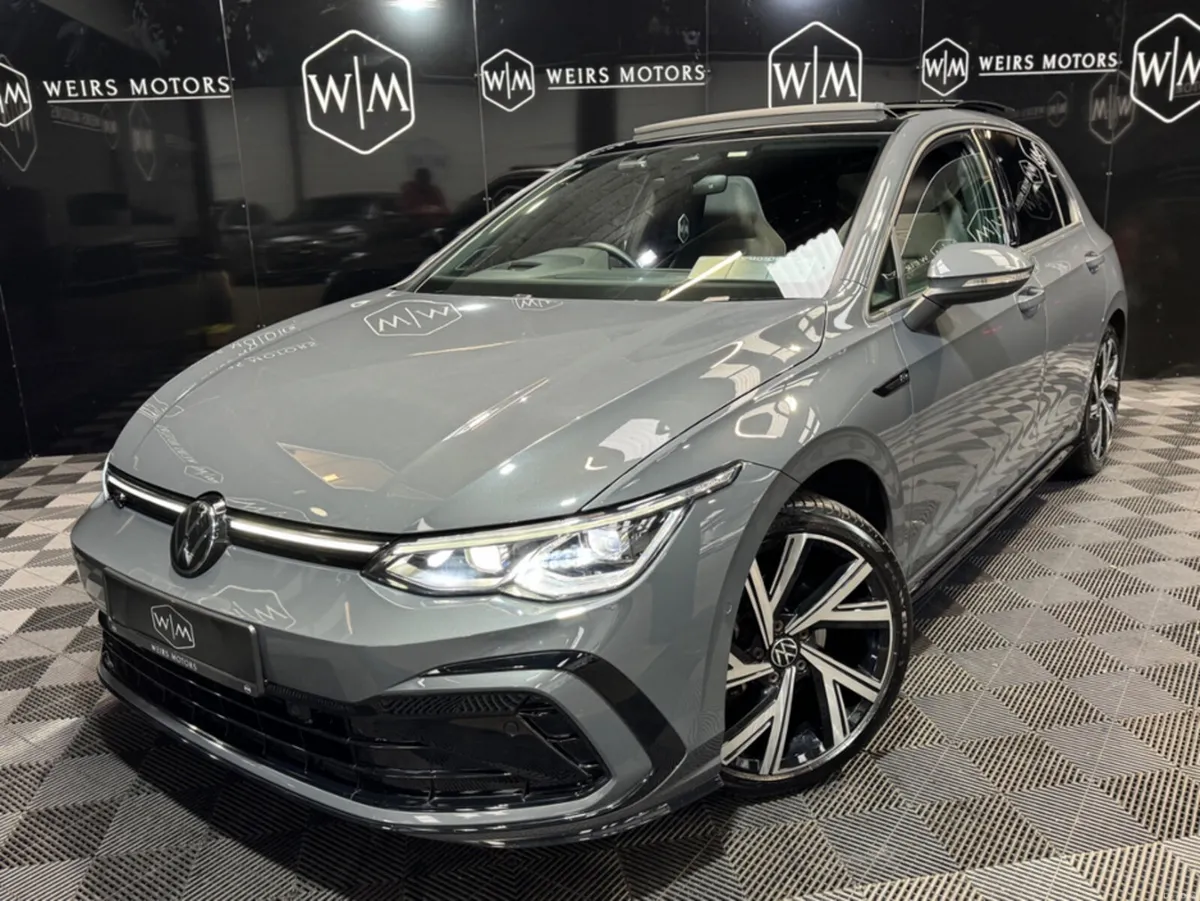 Volkswagen Golf 1.5 ETSI//R-LINE//SUNROOF//AUTOMAT - Image 2