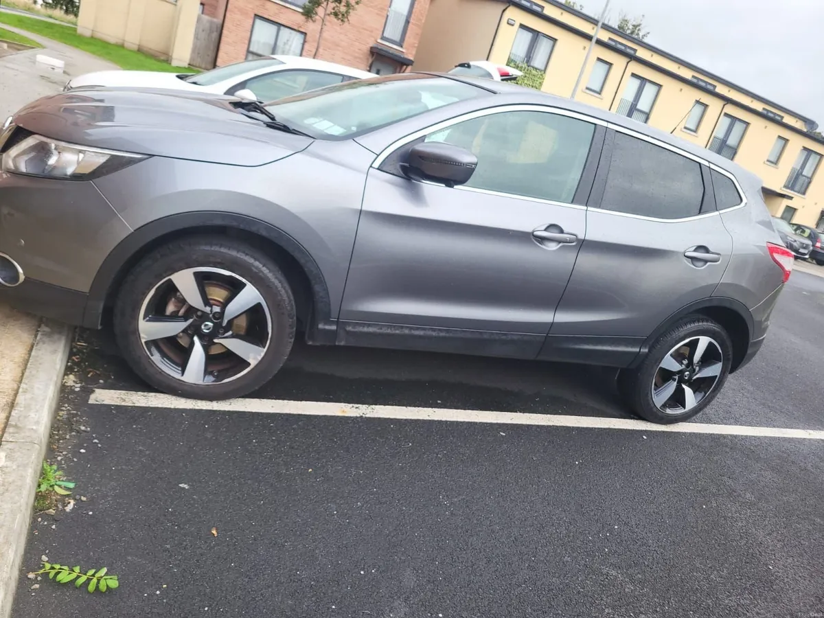 Nissan Qashqai 2017 1.2L Petrol Manual - Image 6