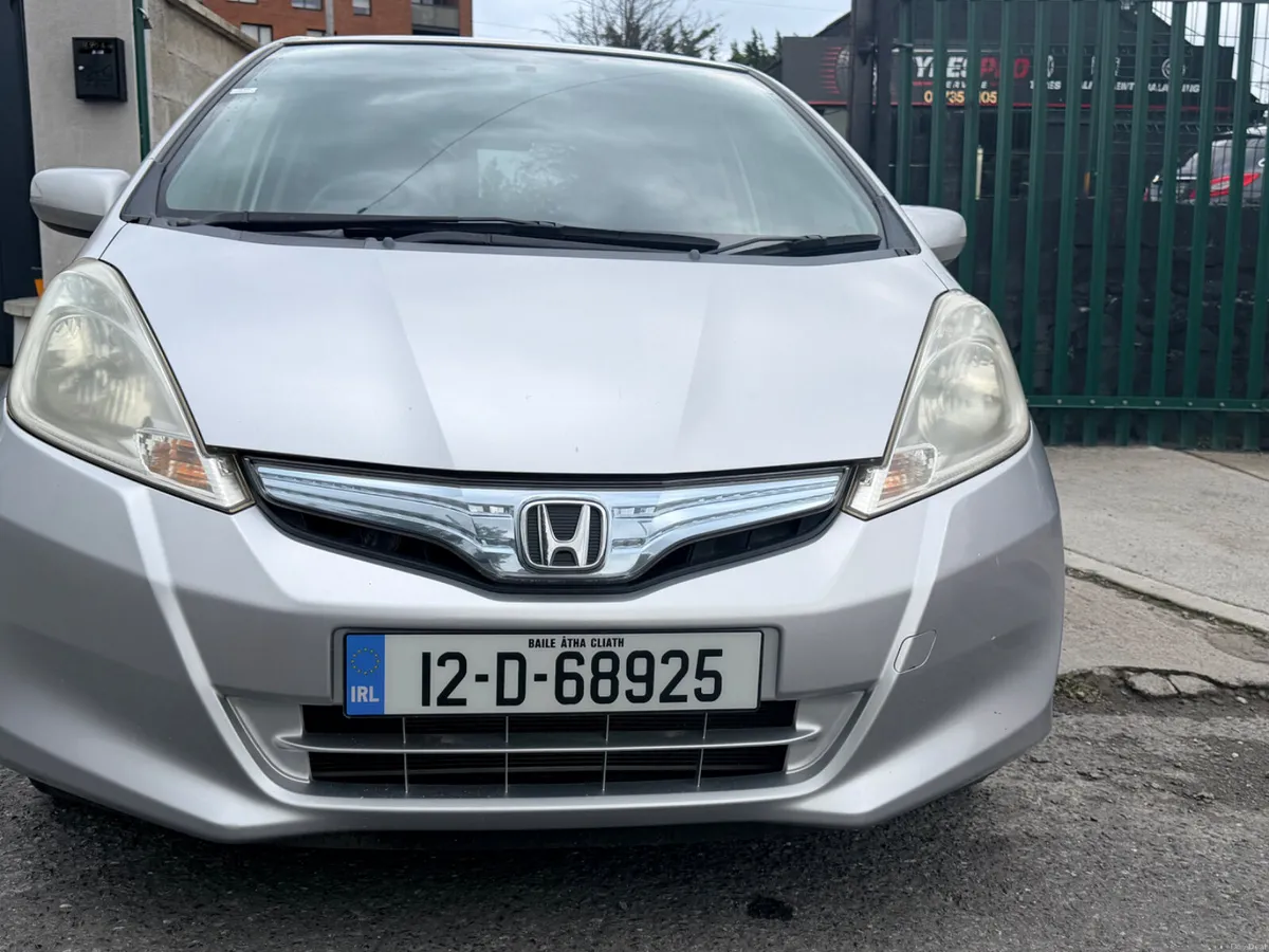 Honda Fit 2012 AUTOMATIC - Image 1