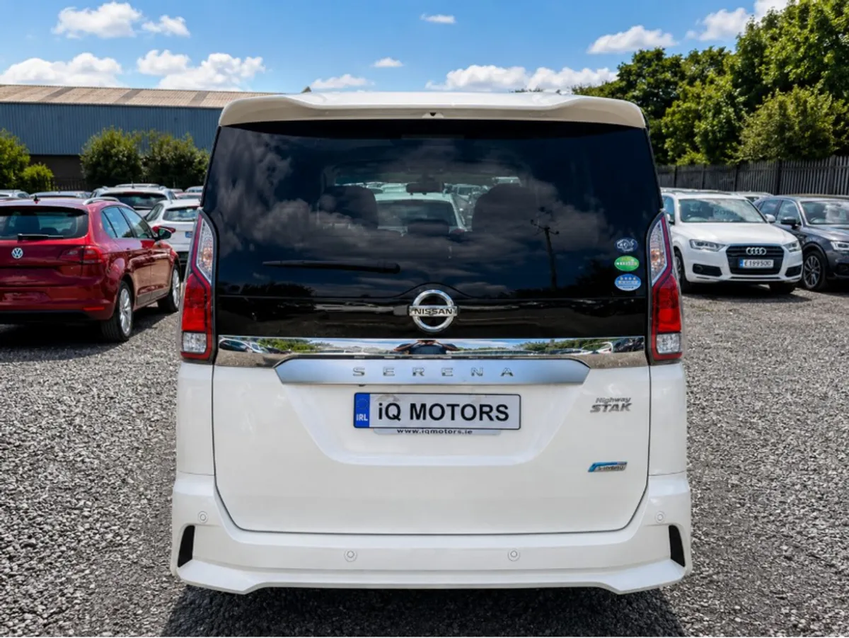 Nissan Serena 2.0 Petrol Hybrid Automatic Low mile - Image 5