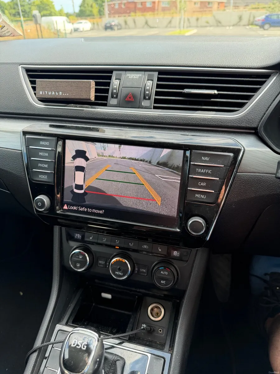 2016 Skoda Superb 2.0 TDI 150bhp DSG - Image 5