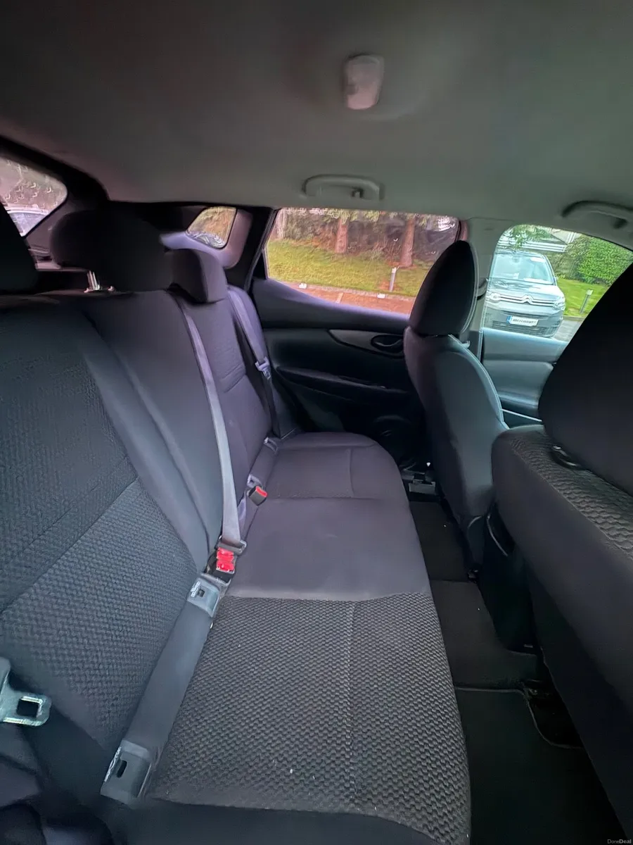 Nissan Qashqai 2015 - Image 4