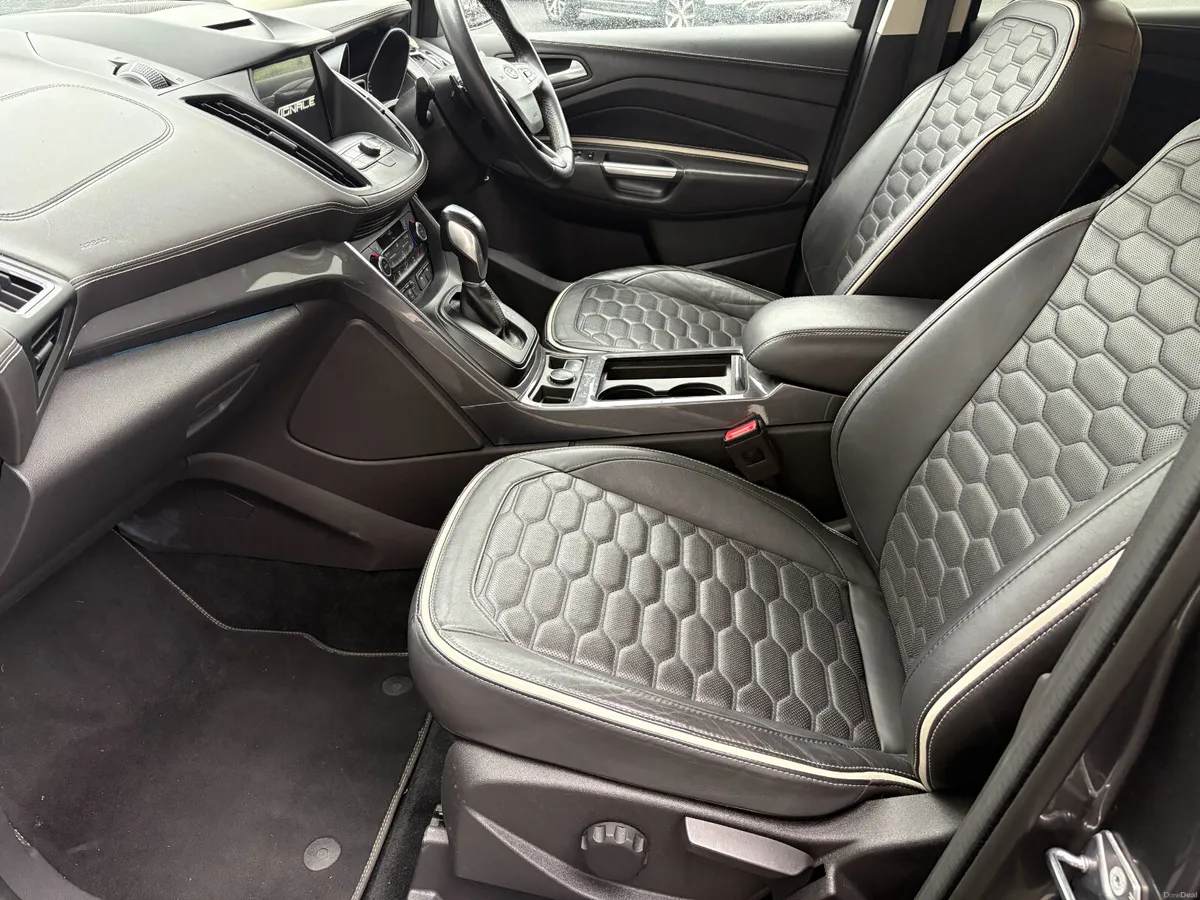 191 Ford Kuga Vignale 2.0 TDCI 150PS AWD Auto - Image 6