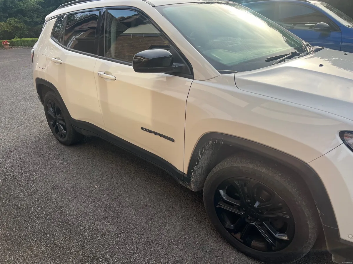 Jeep Compass 2022 - Image 2