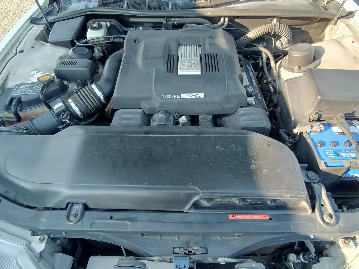 Toyota Celsior LS400 4L V8 - Image 6