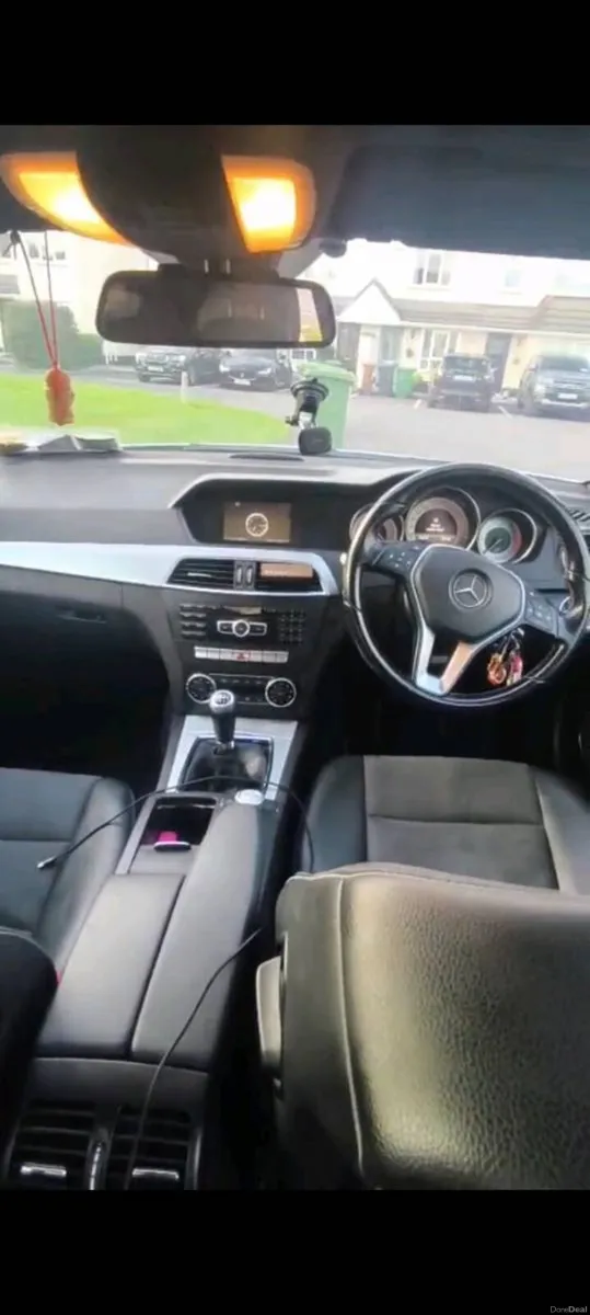 Mercedes Benz C 200 Avantgarde  2014 - Image 3