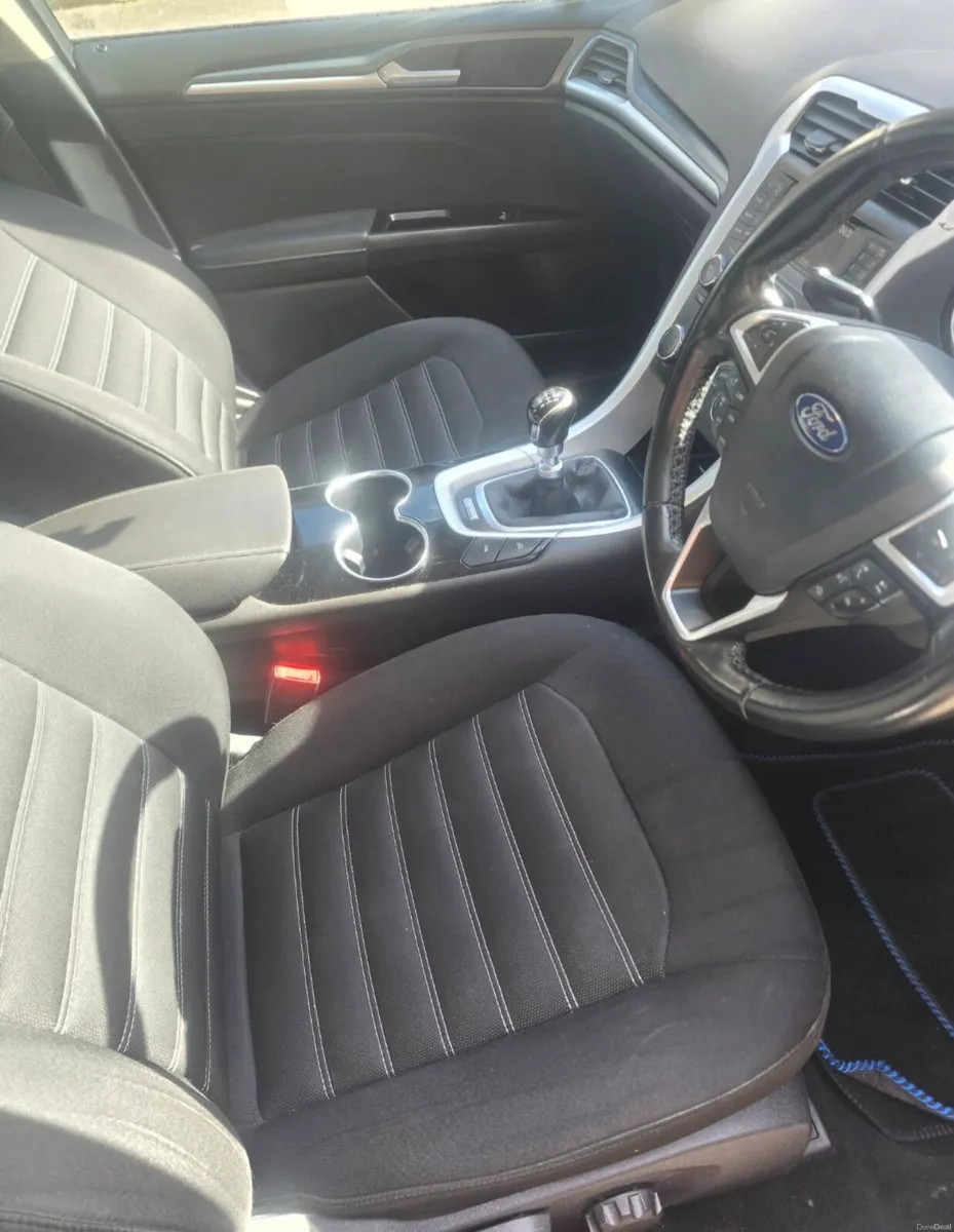 F0RD mondeo ,,, new nct until 2027..low km - Image 5