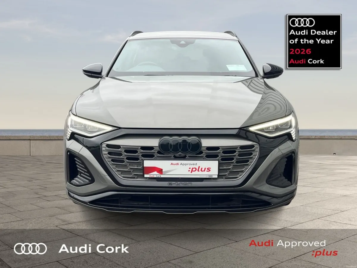 Audi Q8 e-tron 55 300KW QUATTRO BLACK EDITION AUTO - Image 2