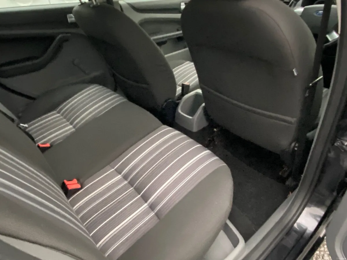 FORD FOCUS TDCO AS NEW LOTS NCT& TAX - Image 5