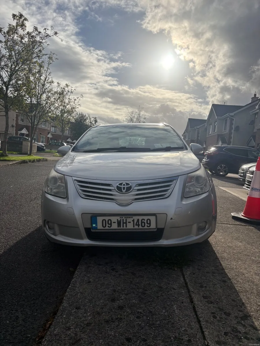 Toyota Avensis 2009 - Image 1