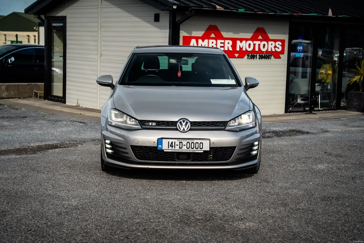 2014 Volkswagen Golf GTD - Image 2