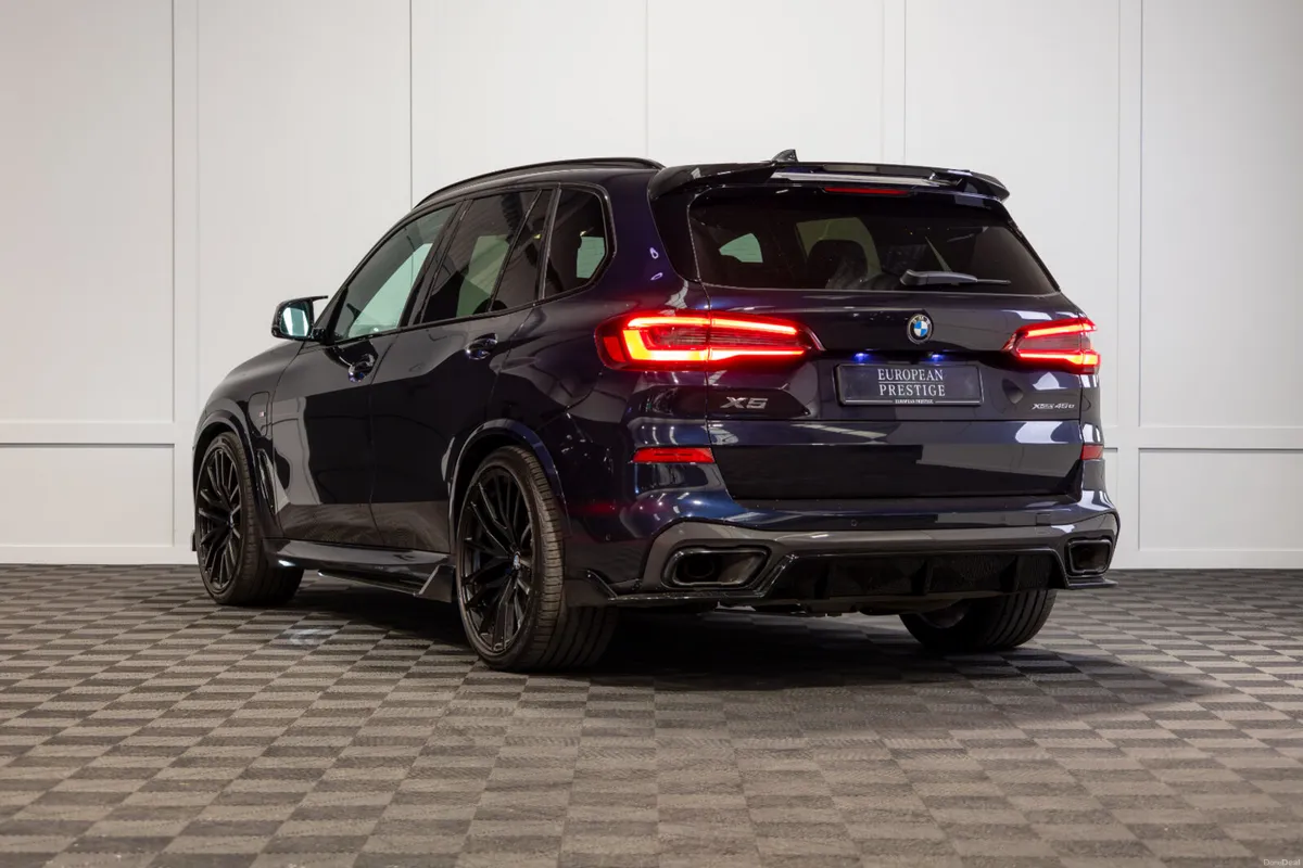 2021 BMW X5 X-Drive 45e M-Sport - Image 4
