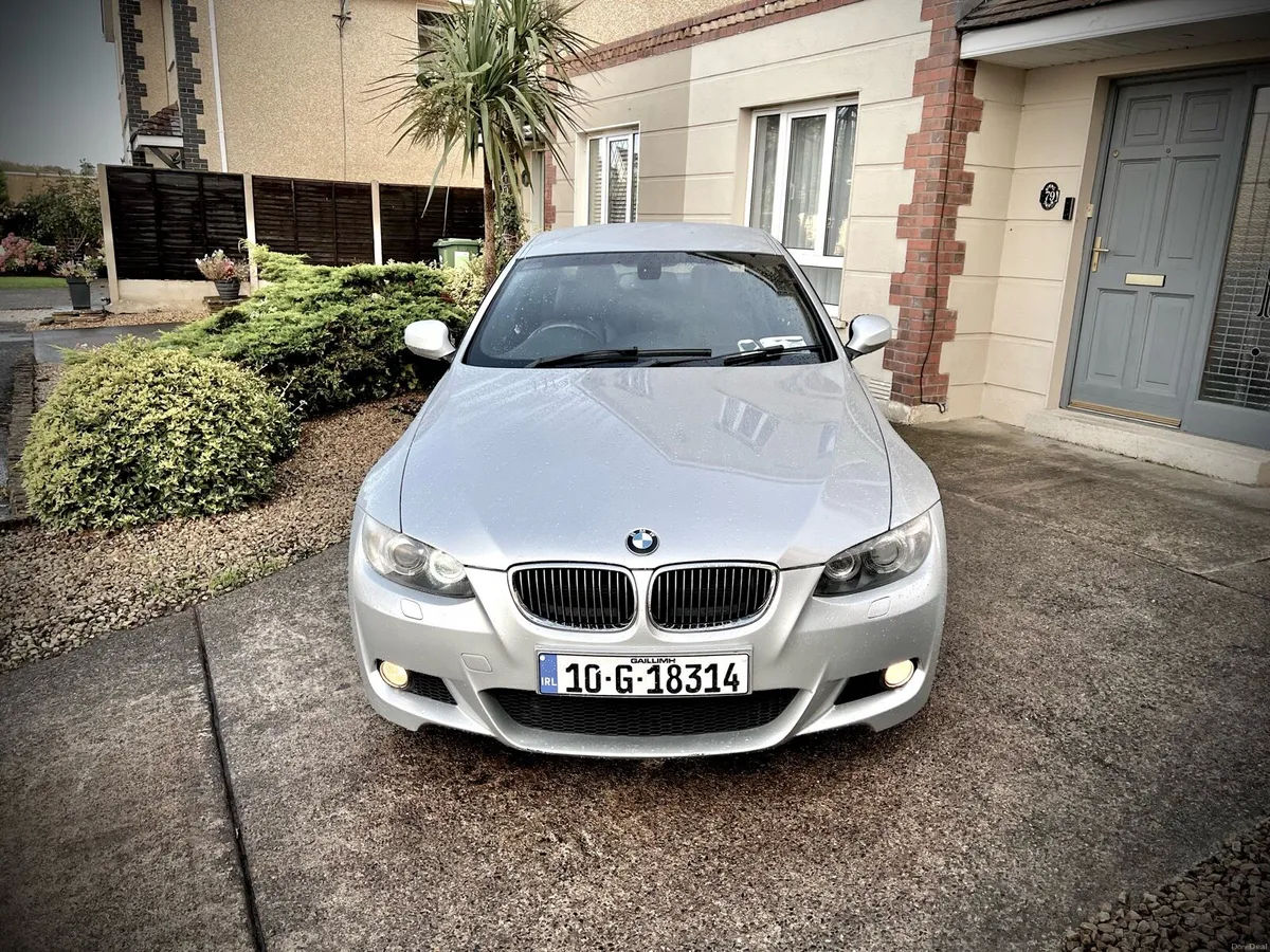 10 BMW 3.0 e92 petrol manual M sport - Image 6