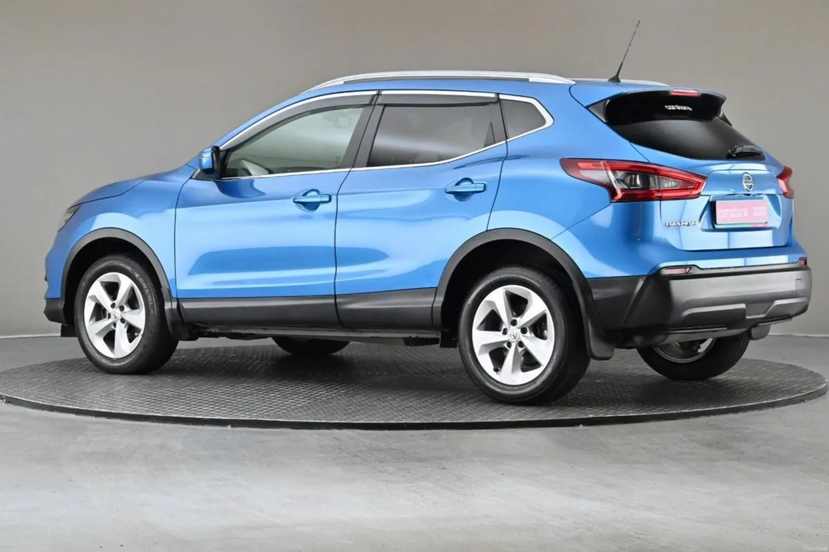 Nissan Qashqai 1.3 PET SE 6SPD **PANORAMIC ROOF**R - Image 6
