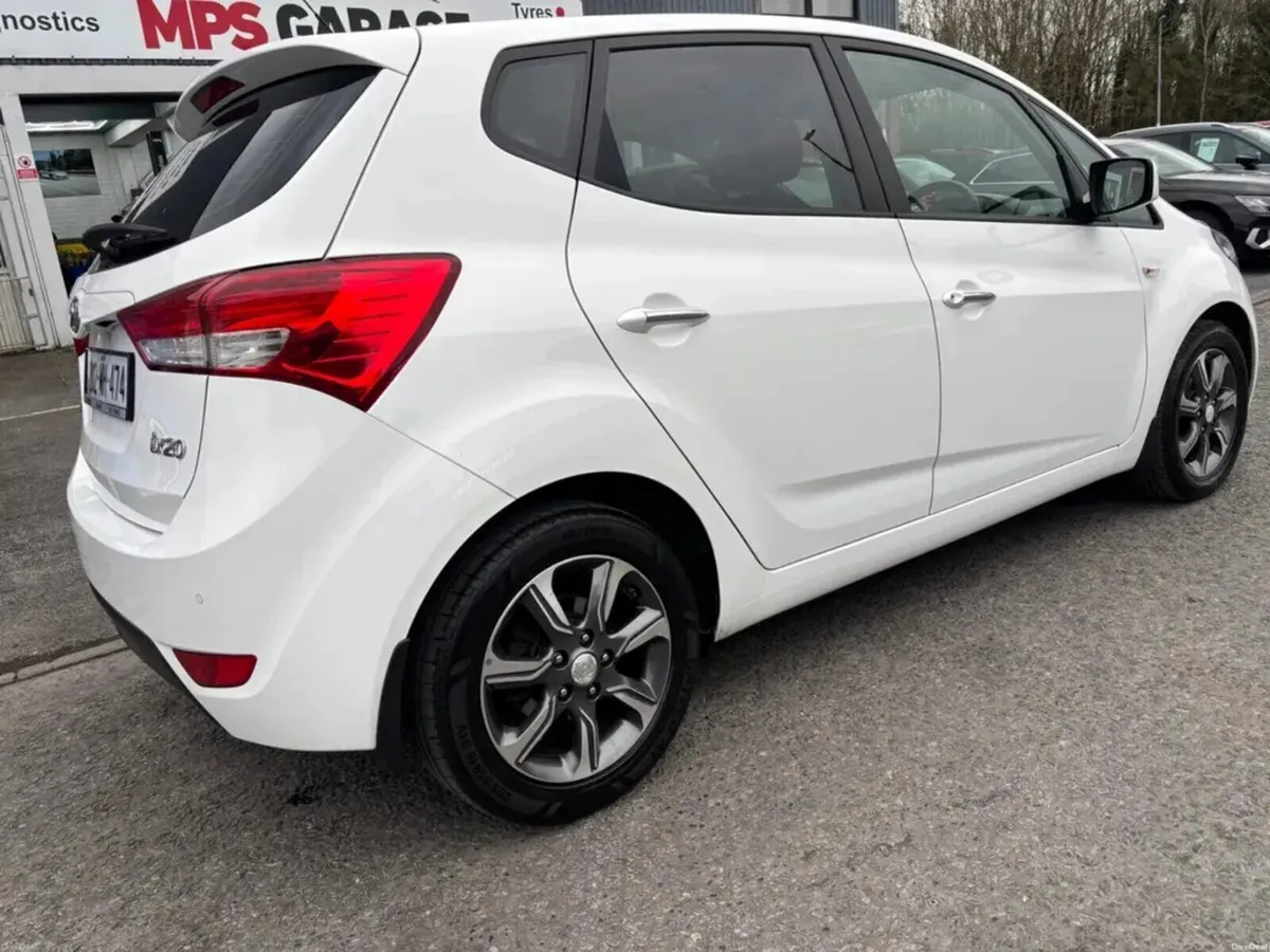 2020 Hyundai ix20 1.6 Petrol Deluxe - Image 6