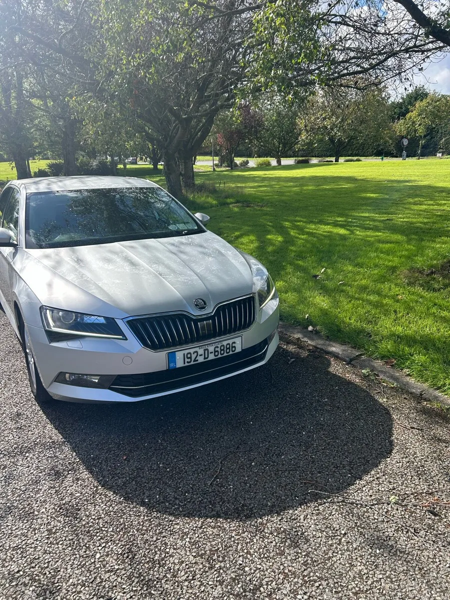 Skoda Superb - Image 2